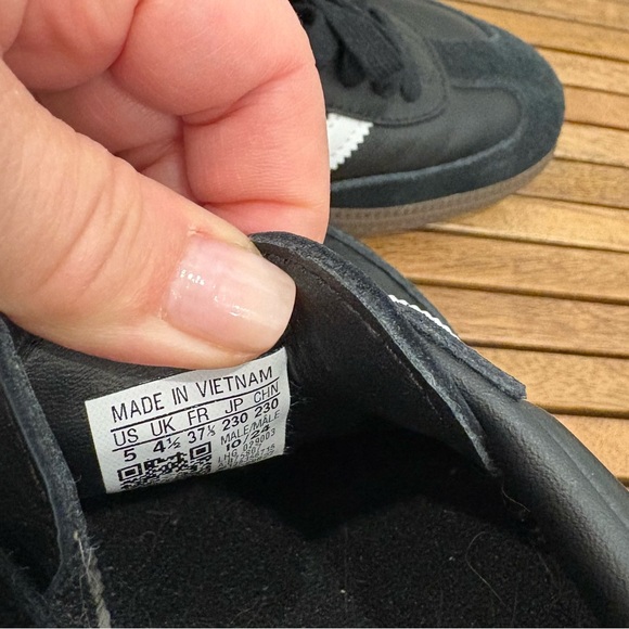 Adidas Samba Black Leather Sneakers - Picture 5 of 9